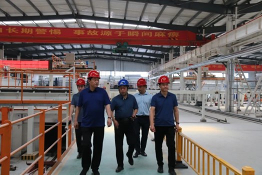 崔仲民總經(jīng)理到子公司調(diào)研指導(dǎo)安全生產(chǎn)、疫情防控和生產(chǎn)經(jīng)營工作